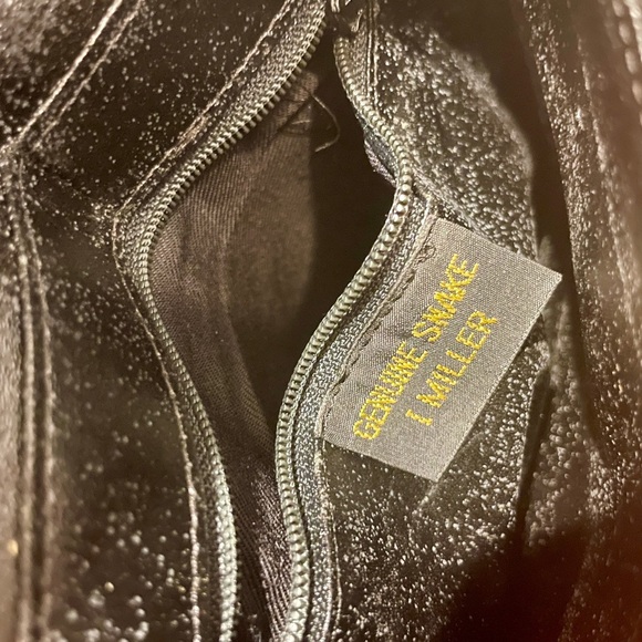 VTG 70’s Genuine Snakeskin Clutch Shoulder Bag Red Gold chain strap Flap Rare - Picture 15 of 16